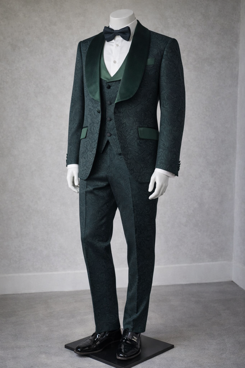 Shawl Lapel 3-Piece Tuxedo